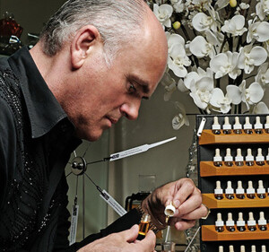 Roja Parfums: Semi-Bespoke – новое трио ароматов