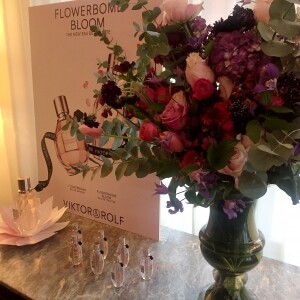 Flowerbomb Bloom от Viktor & Rolf