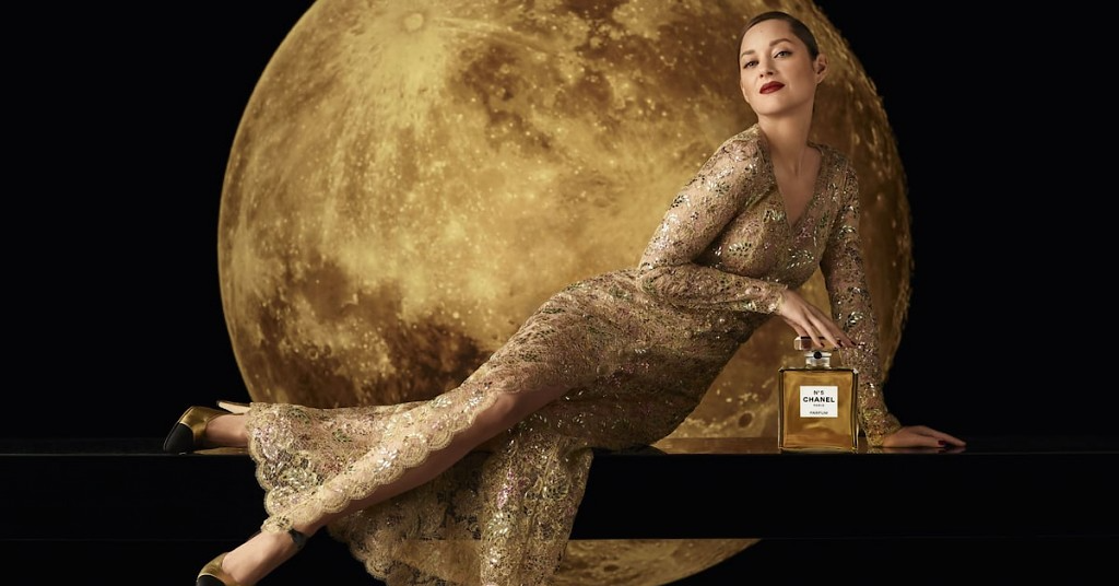 Chanel покажут фильм «Легенда — это…». Он посвящён столетию аромата N°5