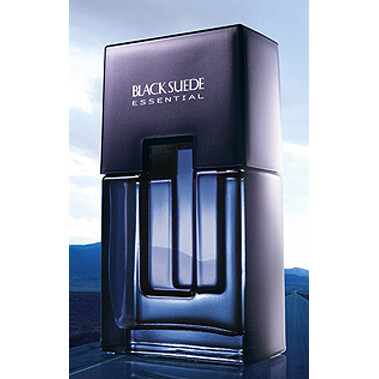 Black Suede Essential и Far Away Bella от Avon – новые ароматы для него и для нее ко дню Святого Валентина