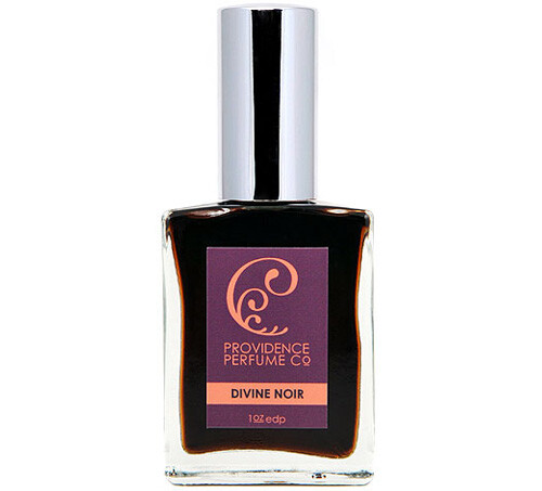Divine Noir от Providence Perfume Company – новый «темный» аромат от известного натурального американского парфюмерного дома