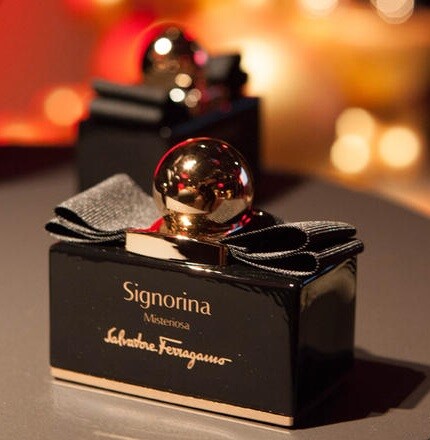 Signorina Misteriosa от Salvatore Ferragamo