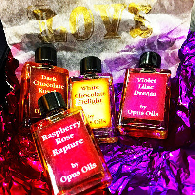 Raspberry Rose Rapture и Violet Lilac Dream от Opus Oils