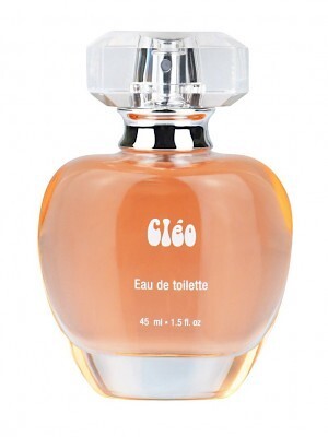 Dans un Jardin Cleo