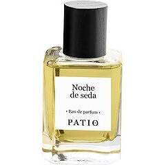 Patio Noche de Seda