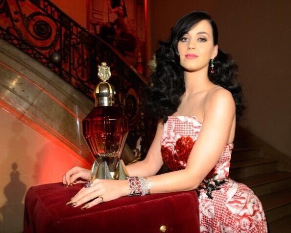Новый парфюм Killer Queen певицы Кэти Перри (Katy Perry)