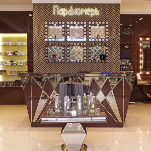 Сезонная распродажа в сети салонов «Парфюмер»