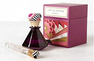 1922 Lily Noir от Happ & Stahns