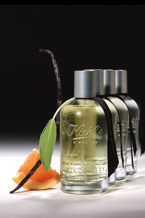 Kiehls готовится к запуску своей новой коллекции ароматических парфюмерных композиций