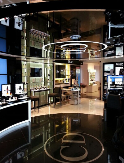 Новости брендов Dior и L’Oreal