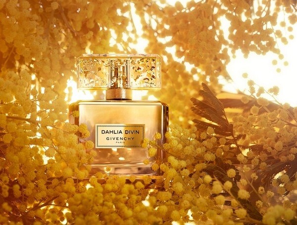 Dahlia Divin Le Nectar de Parfum от Givenchy