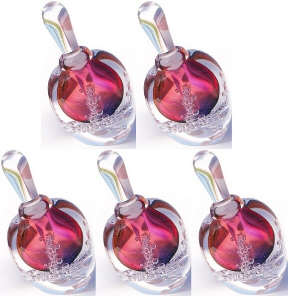 Новая коллекция парфюмерии Leather Collection бренда JoAnne Bassett