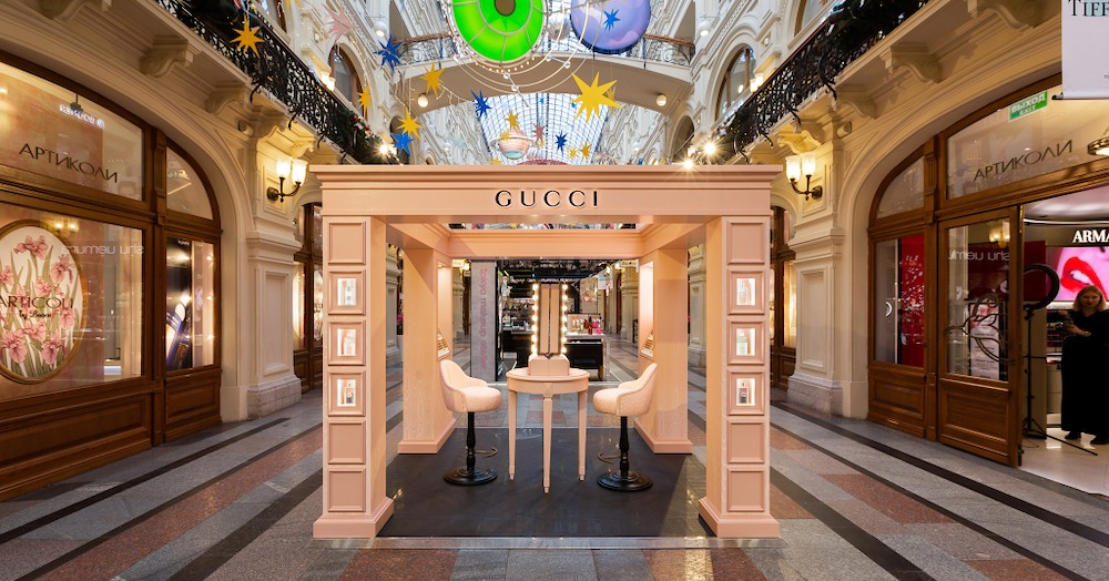 В ГУМе открылся подиум Gucci Beauty — с парфюмерией и линейкой помад