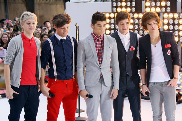 Музыкальная группа One Direction выпустит свой дебютный аромат в начале 2013 года