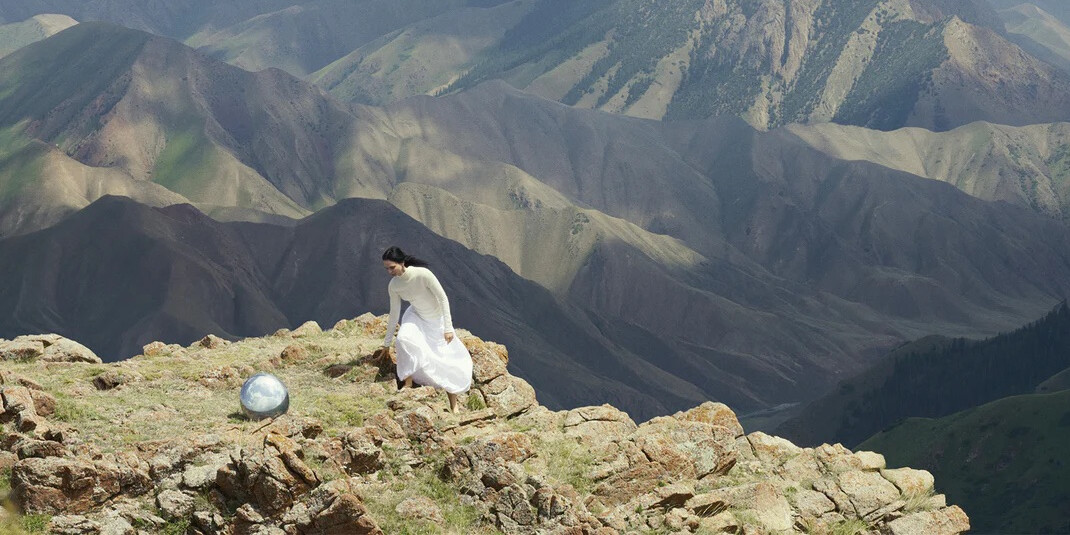 Atmah – новый аромат от Caron, вдохновлённый природой Кыргызстана