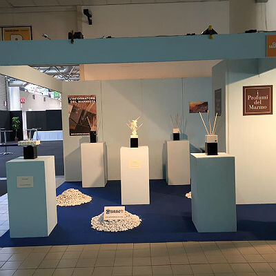 Bianco Carrara и Portoro от I Profumi Del Marmo