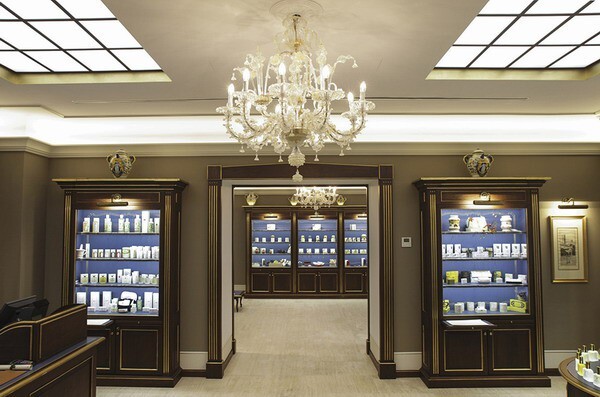 2_Santa Maria Novella_store in Moscow.jpg