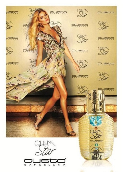 Girl_whith_Custo Barcelona_Glam Star.jpg