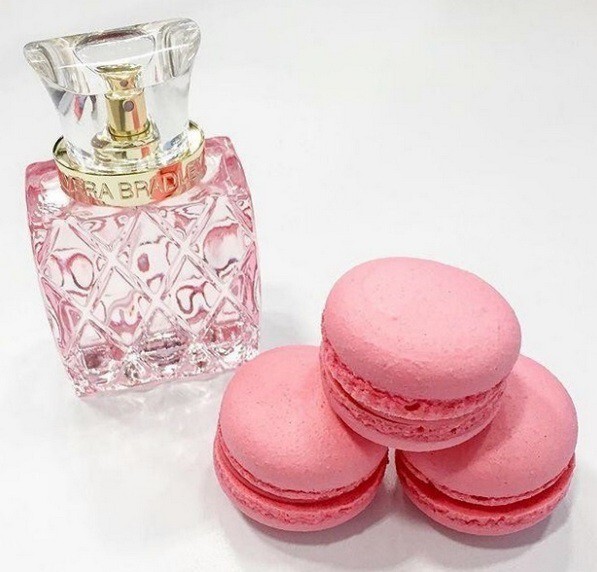 4_Macaroon Rose_poster_end.jpg