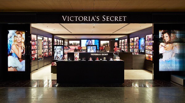 2_Victoria’s Secret.jpg
