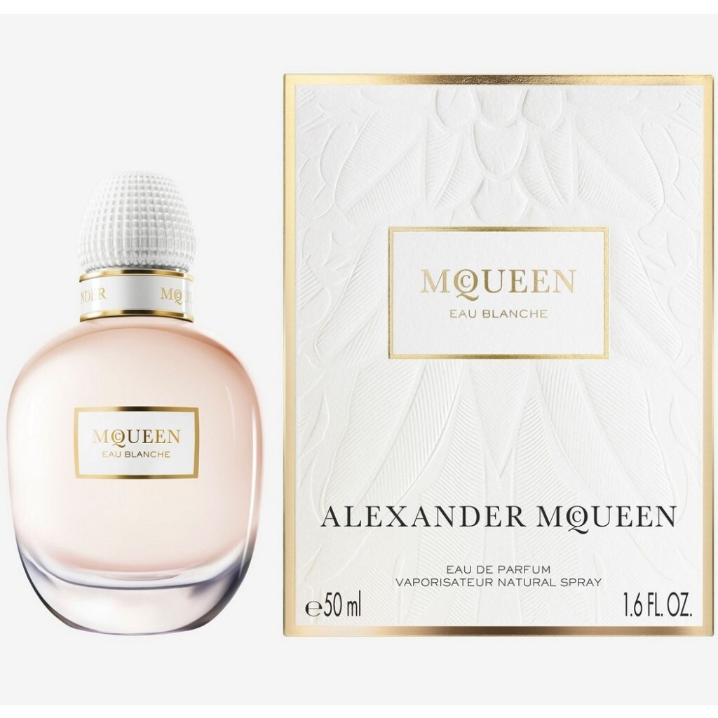 Alexander McQueen Eau Blanche_with pack.jpg