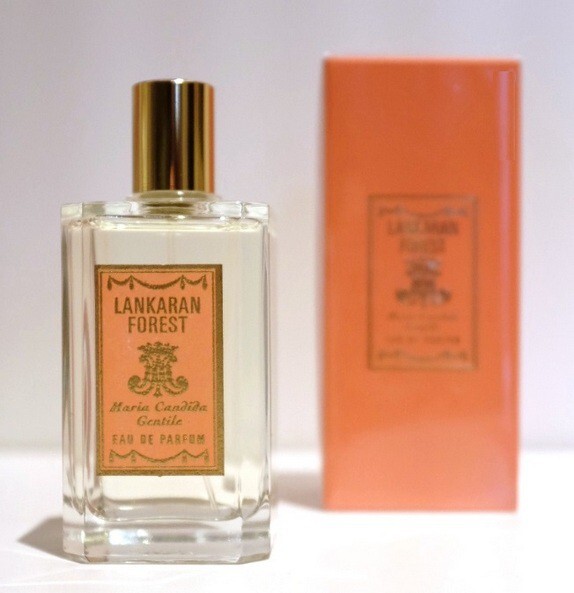 3_Maria Candida Gentile_Lankaran Forest_standart flacon.jpg