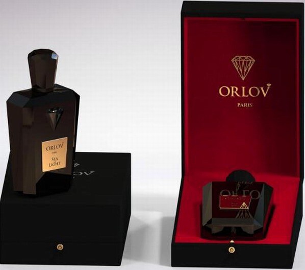 4_Orlov Paris_Sea of Light_perfume with pack.jpg