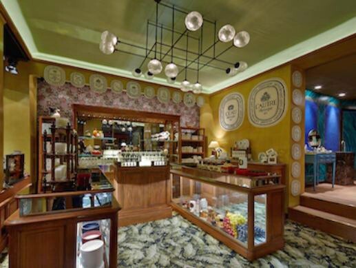 2_Diptyque_new firs store.jpg