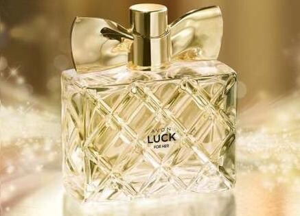 2_Avon_Luck La Vie_perfume.jpg