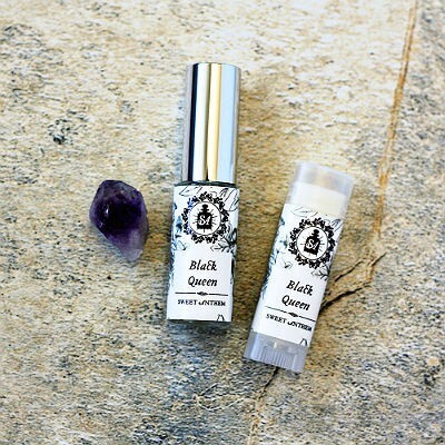 Black Queen two.jpg Black Queen two.jpg