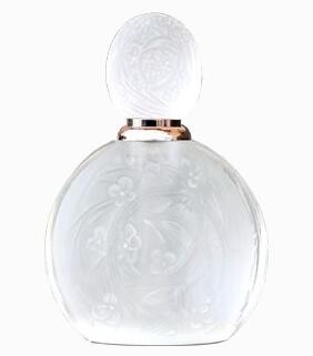 4_2_Syed Junaid Alam_Jessence_oil.jpg 4_2_Syed Junaid Alam_Jessence_oil.jpg