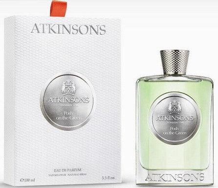 2_Posh on the Green_with pack.jpg 2_Posh on the Green_with pack.jpg