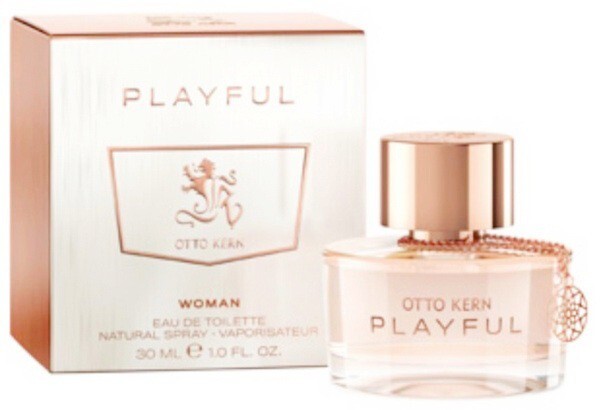 2_Otto Playful Woman.jpg