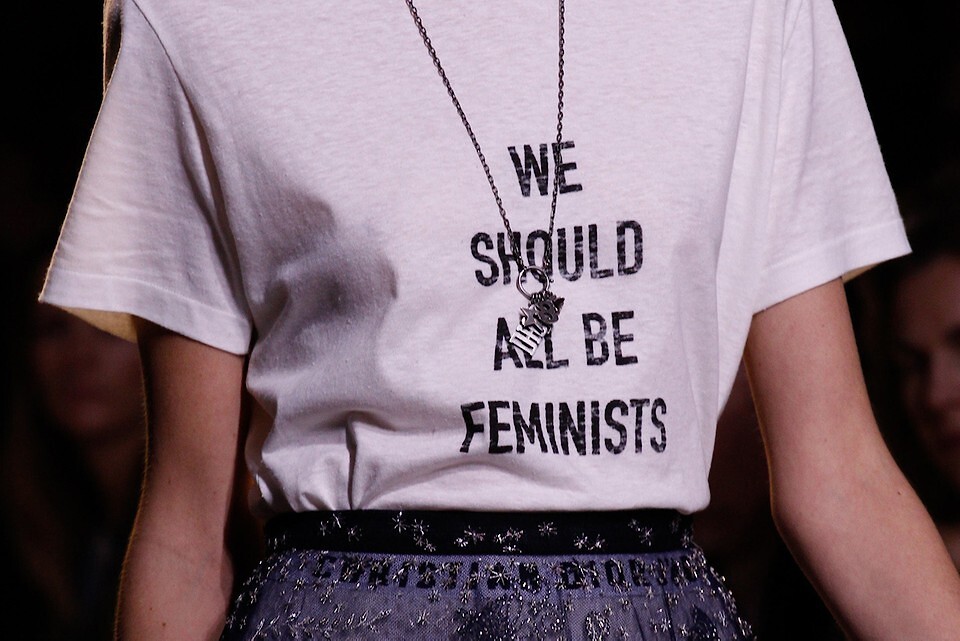 https___hypebeast.com_wp-content_blogs.dir_6_files_2020_07_dior-unesco-partnership-women-mentorship-students-program-dream-for-change-female-empowerment-0.jpg