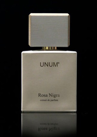 2_Unum_Rosa Nigra_perfume.jpg 2_Unum_Rosa Nigra_perfume.jpg