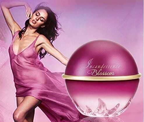 3_Incandessence Blossom_with girl.jpg