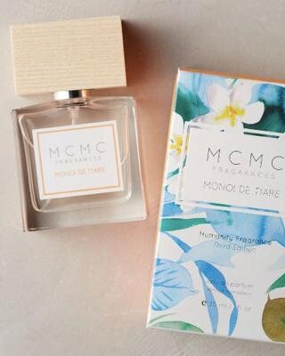 3_MCMC Fragrances_Monoi de Tiare_perfume with pack.jpg 3_MCMC Fragrances_Monoi de Tiare_perfume with pack.jpg