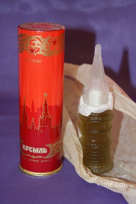 vintazhnye_duhi_sovetskogo_perioda_kreml_novaya_zarya_moskva_1968g_24132262_2_F.jpg