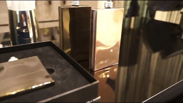 2_Platinum Bar_line.jpg