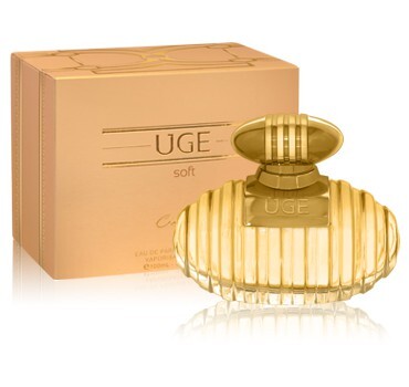 4_Cindy Crawford_Uge Soft_with pack.jpg 4_Cindy Crawford_Uge Soft_with pack.jpg