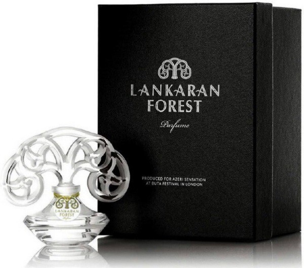 4_Maria Candida Gentile_Lankaran Forest_flacon Lalique.jpg