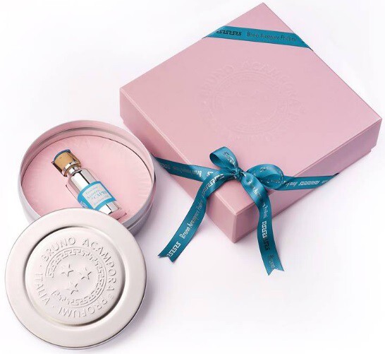 Bruno Acampora Azzurro di Capri_with pack.jpg