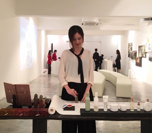 3_Cha Ling_L Esprit du The_photo.jpg