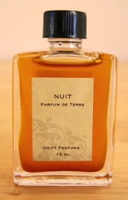 nuit-bottle.jpg nuit-bottle.jpg