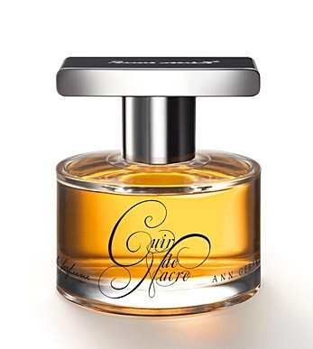 2Cuir de Nacre.jpg