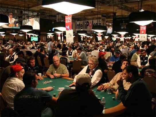 2_poker_game.jpg