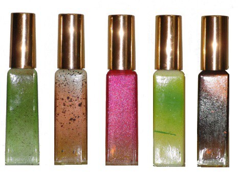 4_The Haught Chocolate_line.jpg