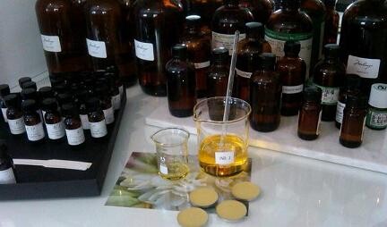 2_solid_perfumes.jpg