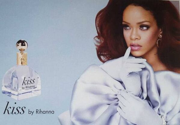 2_Rihanna Kiss_poster.jpg
