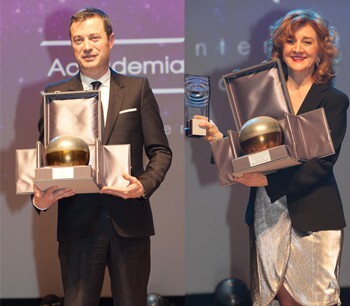 4_Cosmoprof_take awards.jpg